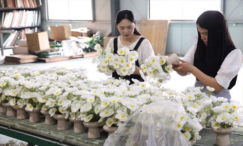 Contrôle de la qualité Fournisseur de fleurs artificielles